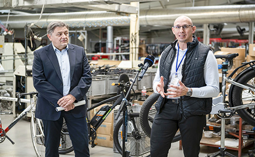 Jelentős fejlesztésekkel bővül a Neuzer Kerékpár Esztergomban 